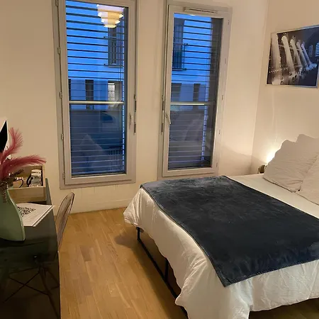 Emma Séjour chez l'habitant Paris