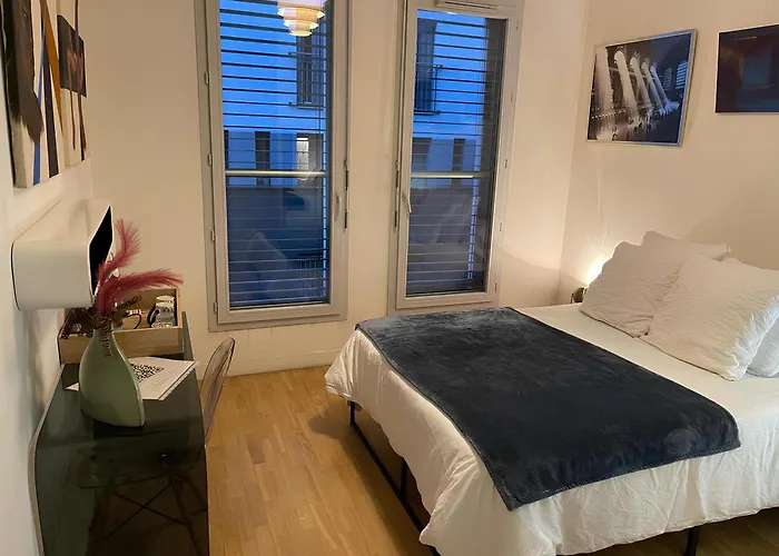 Emma Homestay Paris